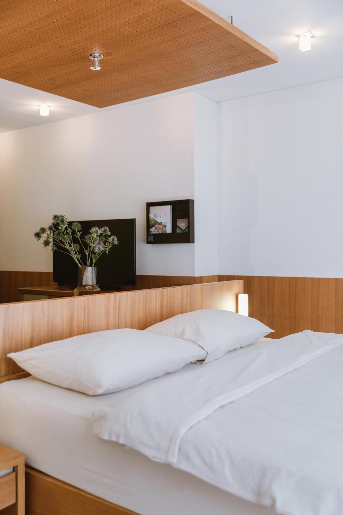 Lindenhof Pure Luxury & Spa Dolcevita Resort 纳图尔诺 外观 照片