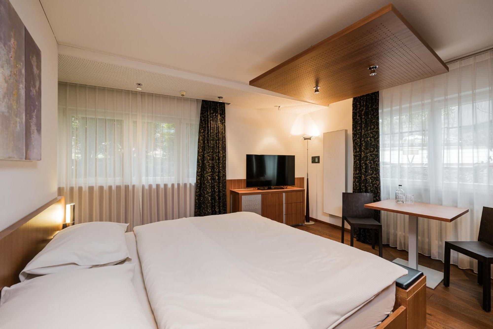 Lindenhof Pure Luxury & Spa Dolcevita Resort 纳图尔诺 外观 照片